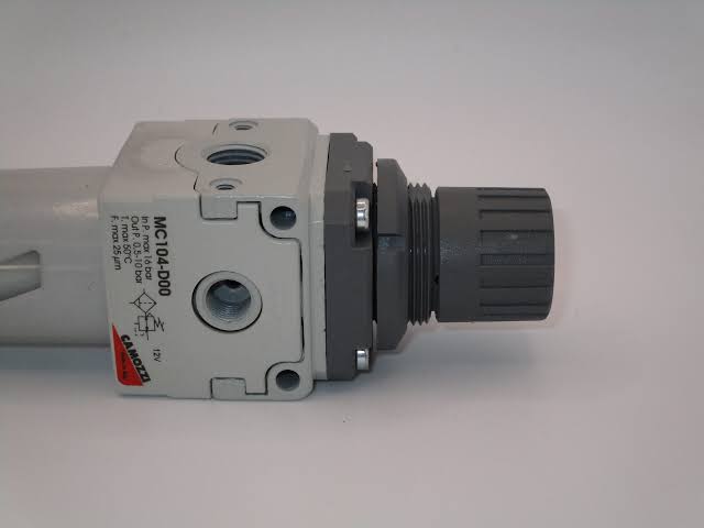 فیلتر رگلاتور پنوماتیک کاموزی سایز 1/4 مدل MC104-D00